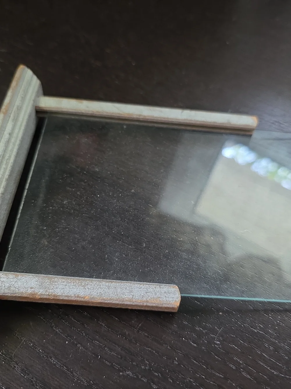 Vintage 4X6 Wood Neutral Silver-Tone Decorative Photo Frame Stand